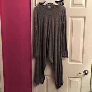 Grey and brown long sleeve shirt.